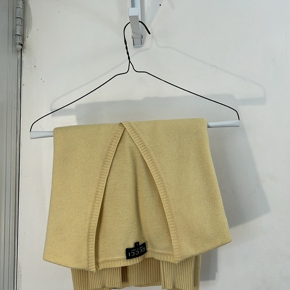 Gucci cashmere cardigan ! - Picture 6 of 9